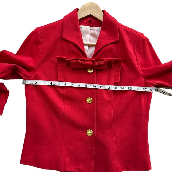 Cabi Red Beau Bow Business Blazer with Gold Button Size: 6 - Picture 11 of 15